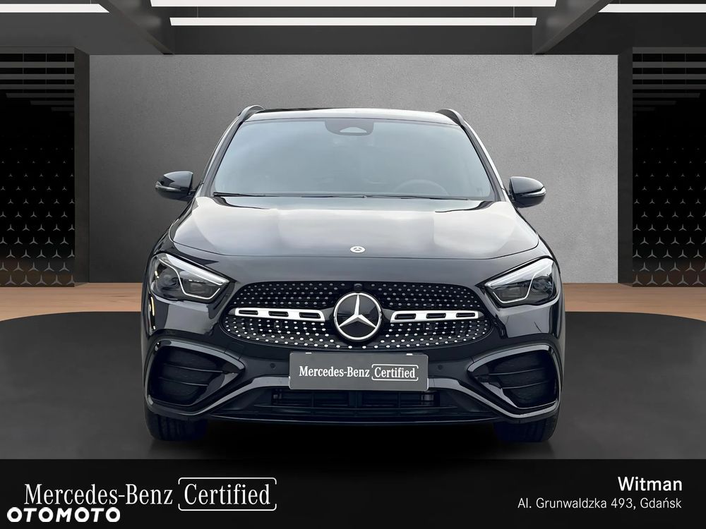 Mercedes-Benz GLA - 7