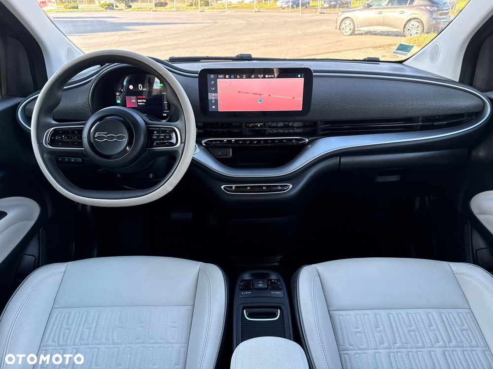 Fiat 500e 42kWh la Prima (by Bocelli) - 13