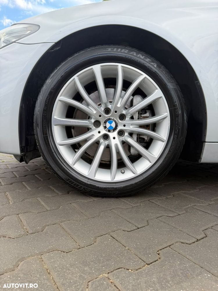 BMW Seria 5 525d xDrive AT - 20