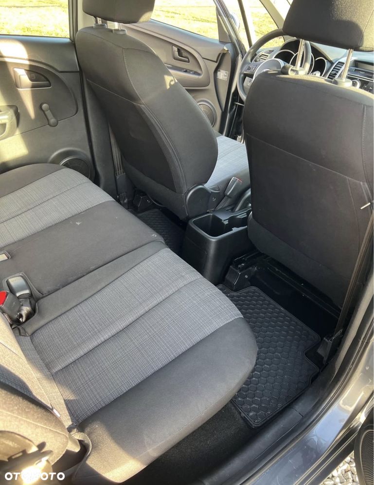 Kia Venga 1.6 CRDi 128 ISG Edition 7 - 5