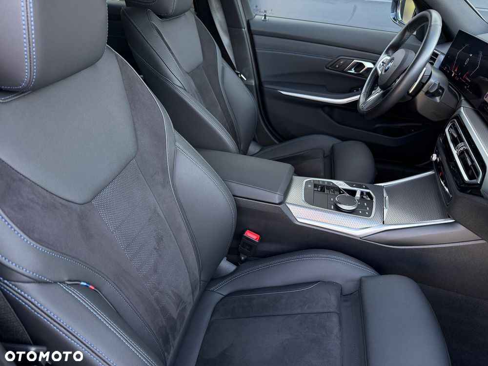 BMW Seria 3 320d Touring xDrive M Sport - 16
