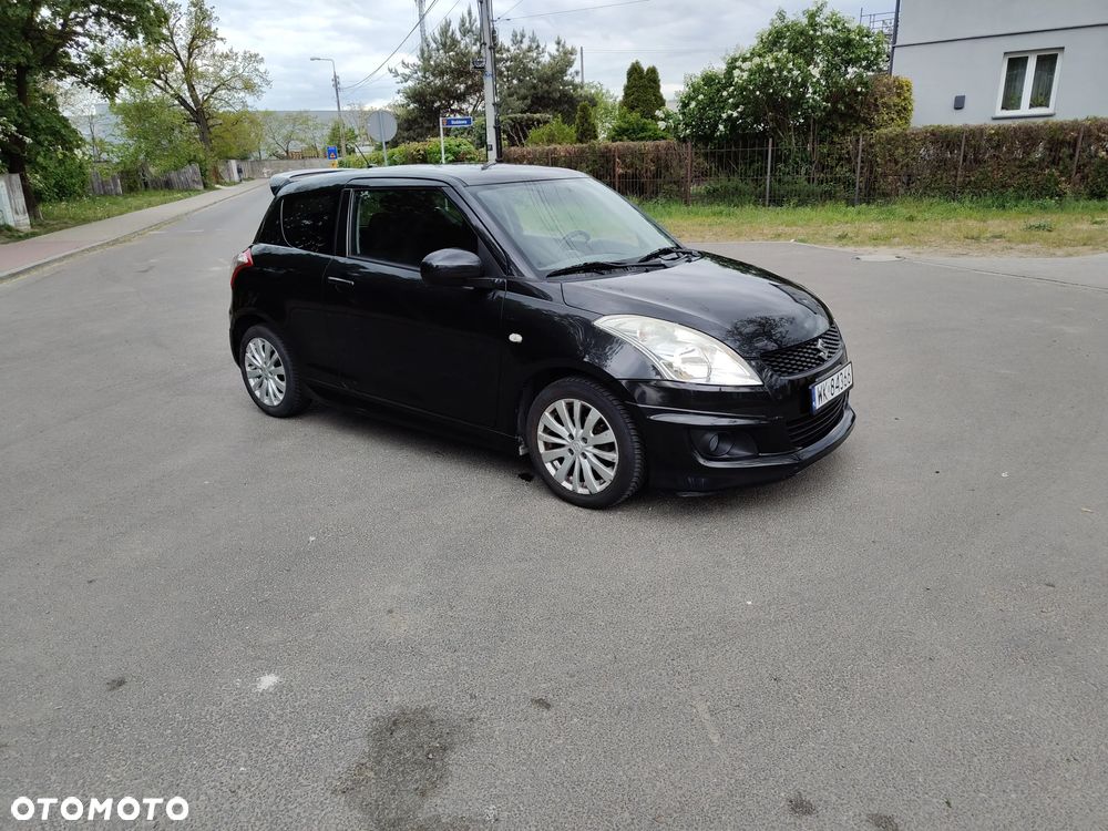 Suzuki Swift - 1