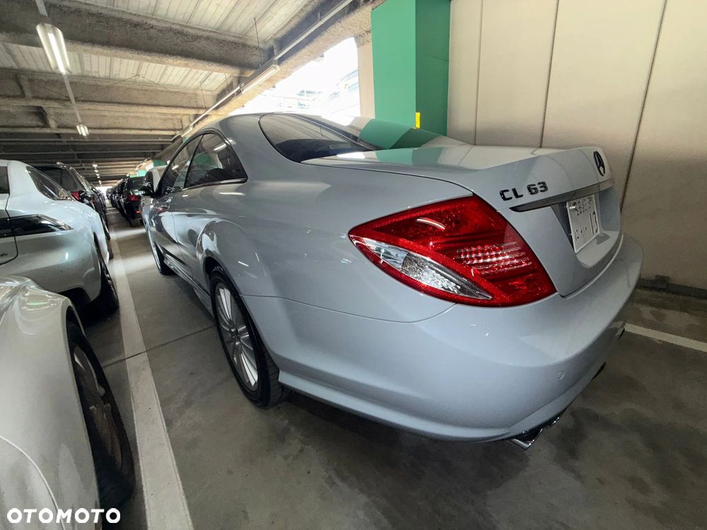 Mercedes-Benz CL 63 AMG - 9