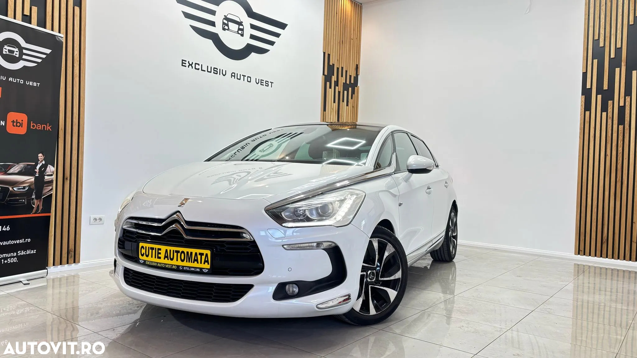 Citroën DS5 HDi 165 Aut. SportChic - 9
