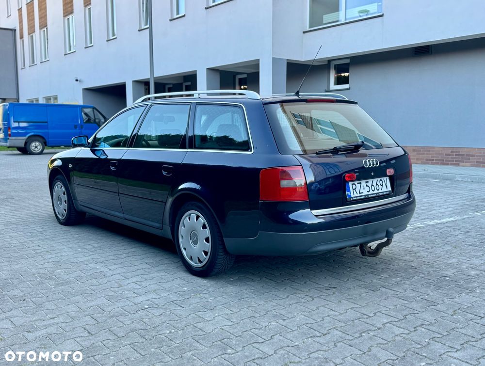Audi A6 Avant 2.8 30V - 4