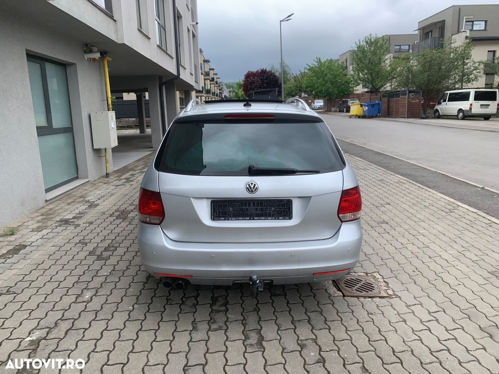Volkswagen Golf 2.0 TDI DPF Style - 4