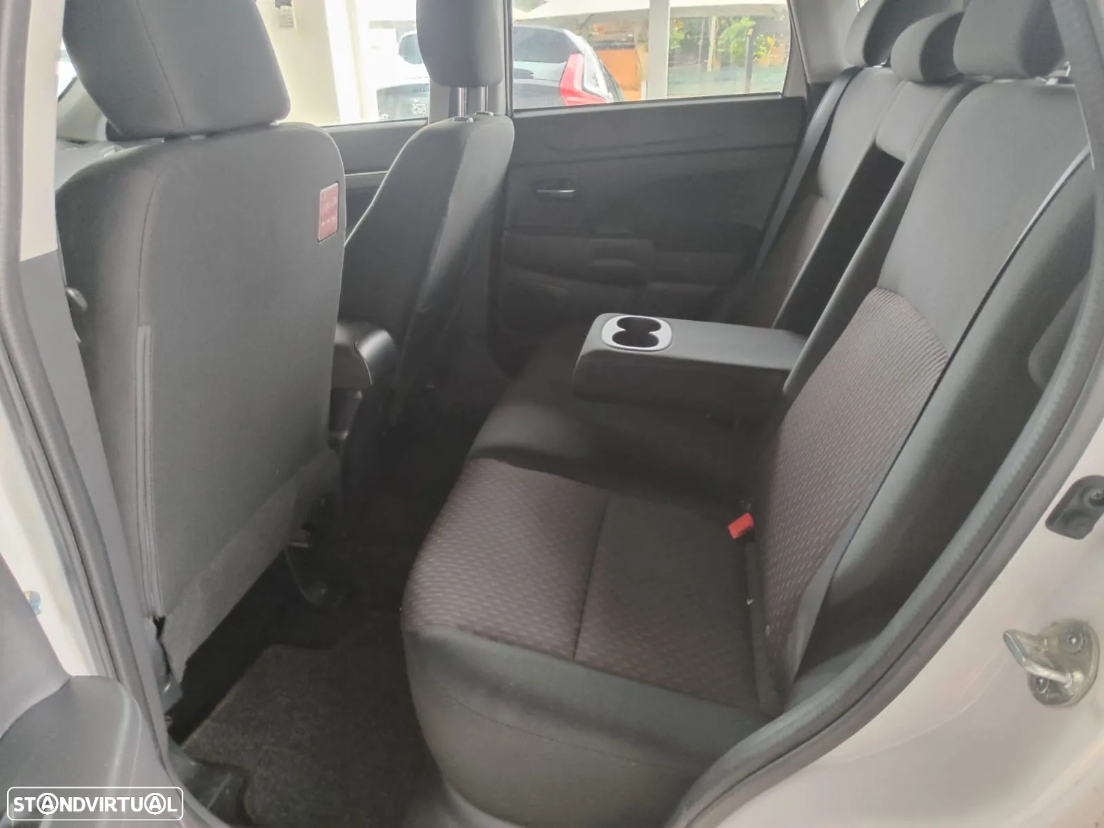 Mitsubishi ASX 1.6 MIVEC Intense - 12
