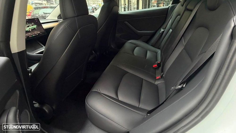 Tesla Model 3 Standard Range Plus RWD - 11