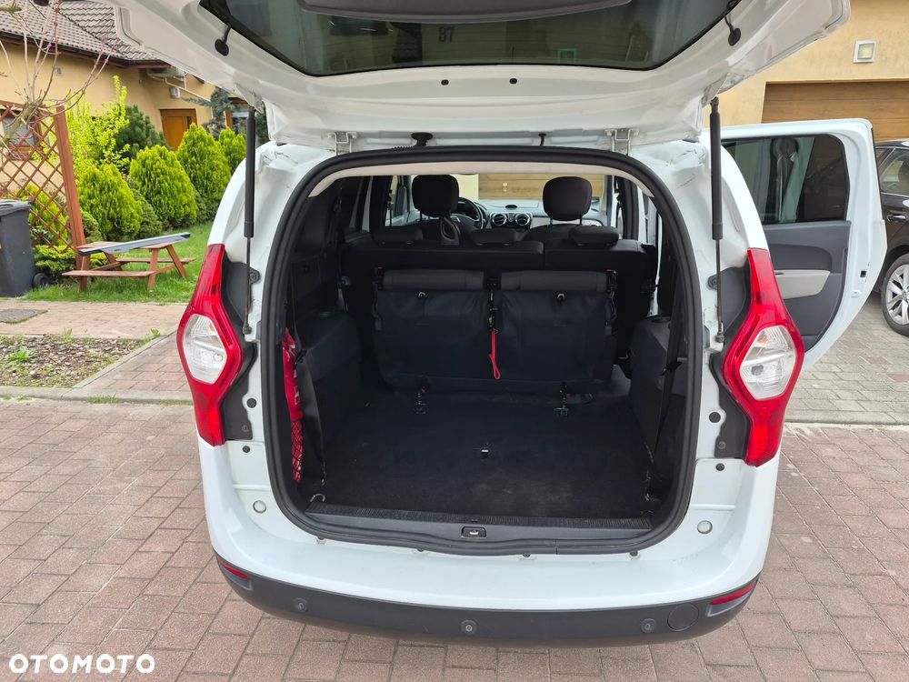 Dacia Lodgy 1.6 SCe Laureate S&S - 17