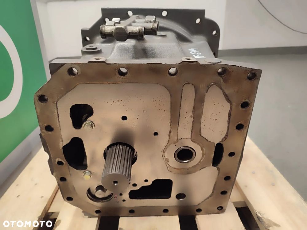 Skrzynia półbiegów 21081B MASSEY FERGUSON 6714 - 4