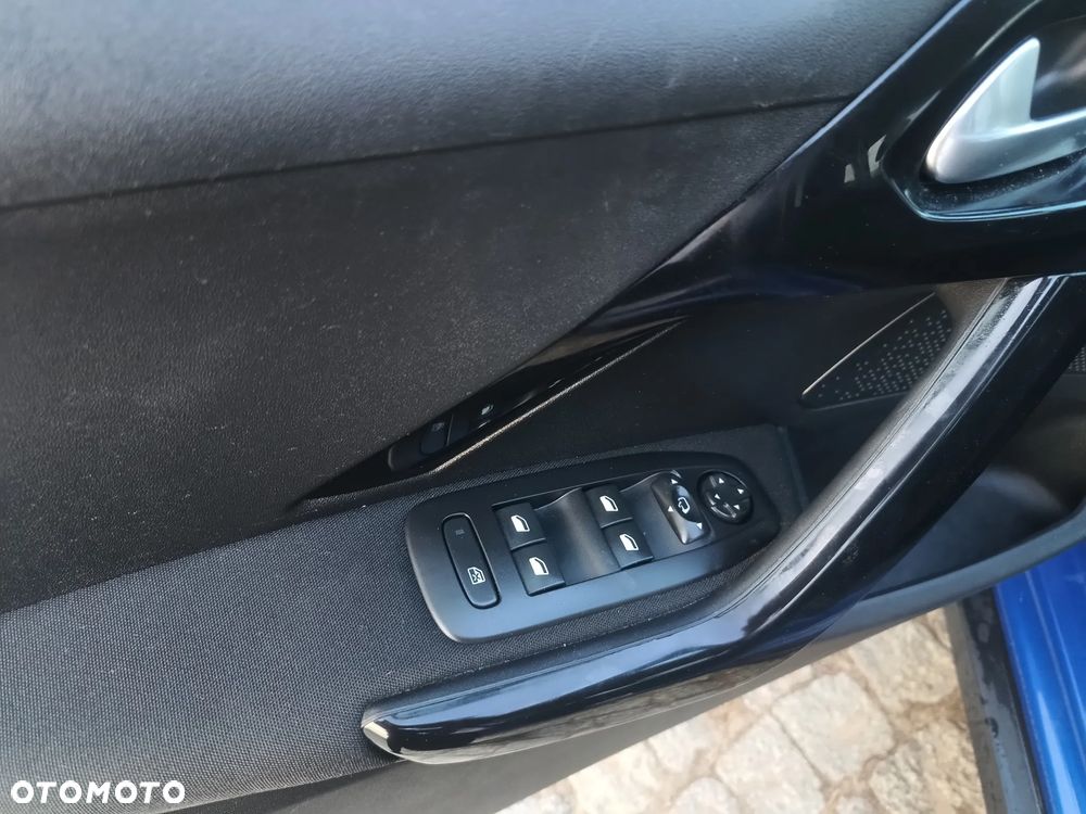 Peugeot 2008 PureTech 110 Style - 18