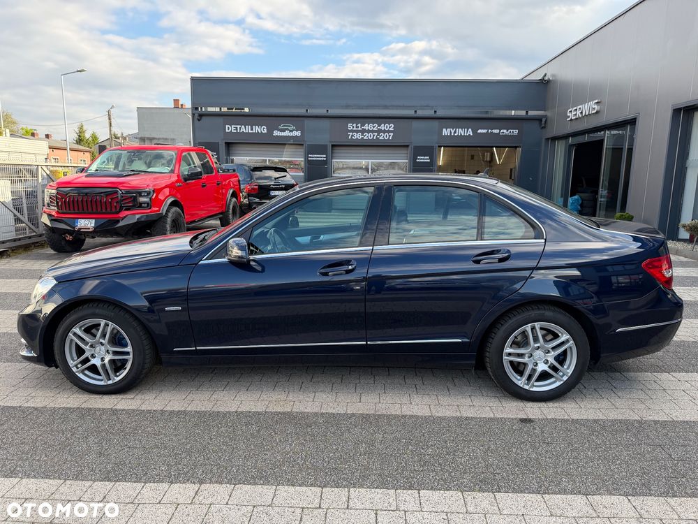Mercedes-Benz Klasa C 200 CGI Automatik BlueEFFICIENCY Avantgarde - 4