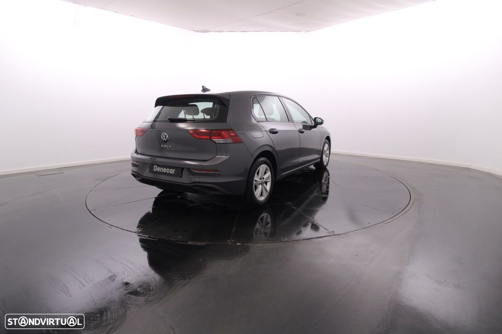 VW Golf 2.0 TDI Life DSG - 7