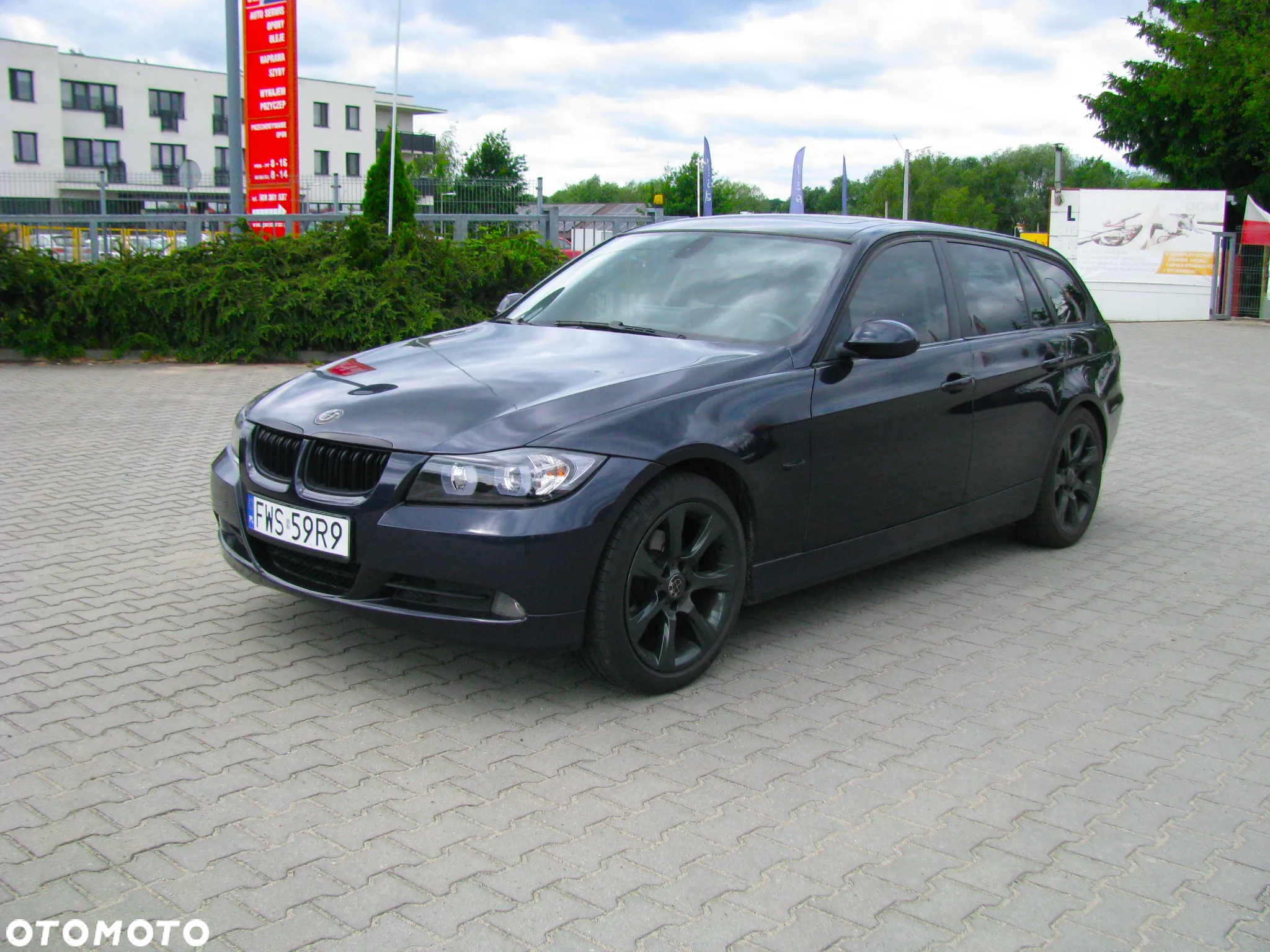 BMW Seria 3 320i Touring - 2