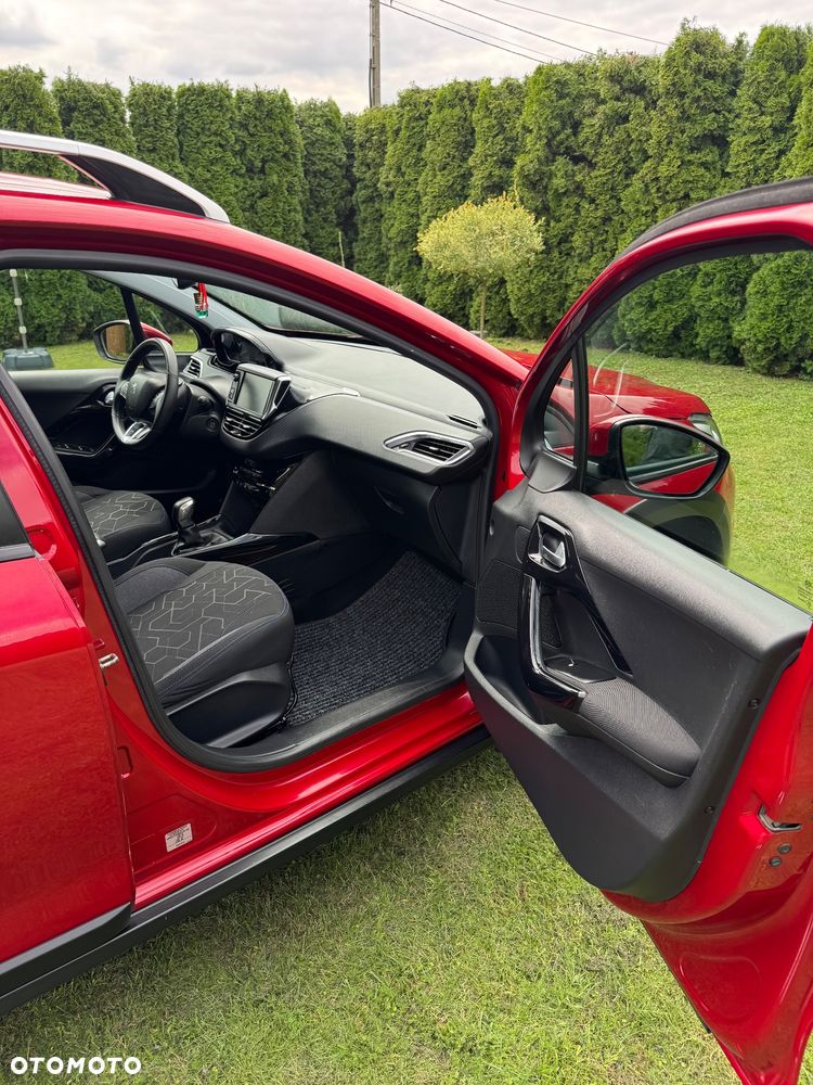 Peugeot 2008 1.5 BlueHDi Signature - 25