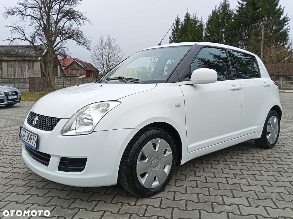 Suzuki Swift 1.3 Black and White - 4