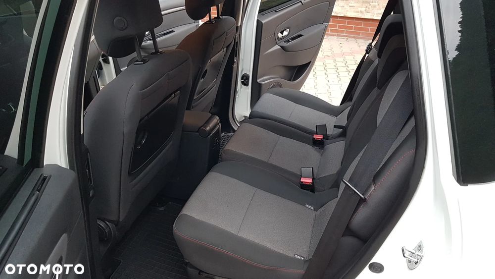 Renault Scenic 1.5 dCi Limited - 9