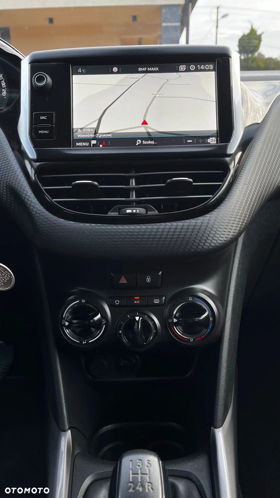 Peugeot 2008 PureTech 82 Style - 9