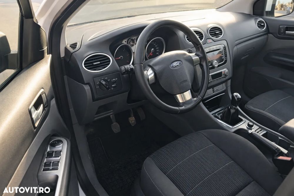 Ford Focus 1.8 TDCI Titanium - 5