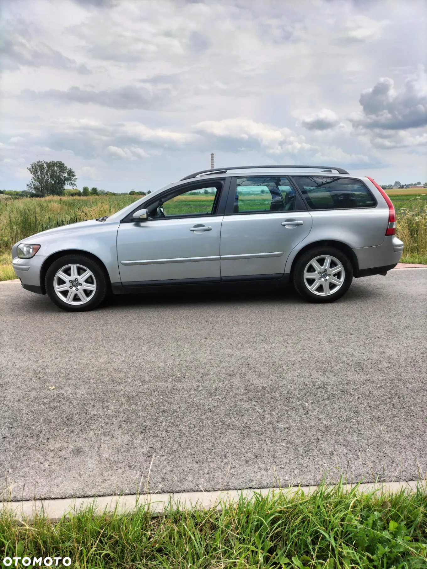 Volvo V50 2.4D5 Momentum - 4