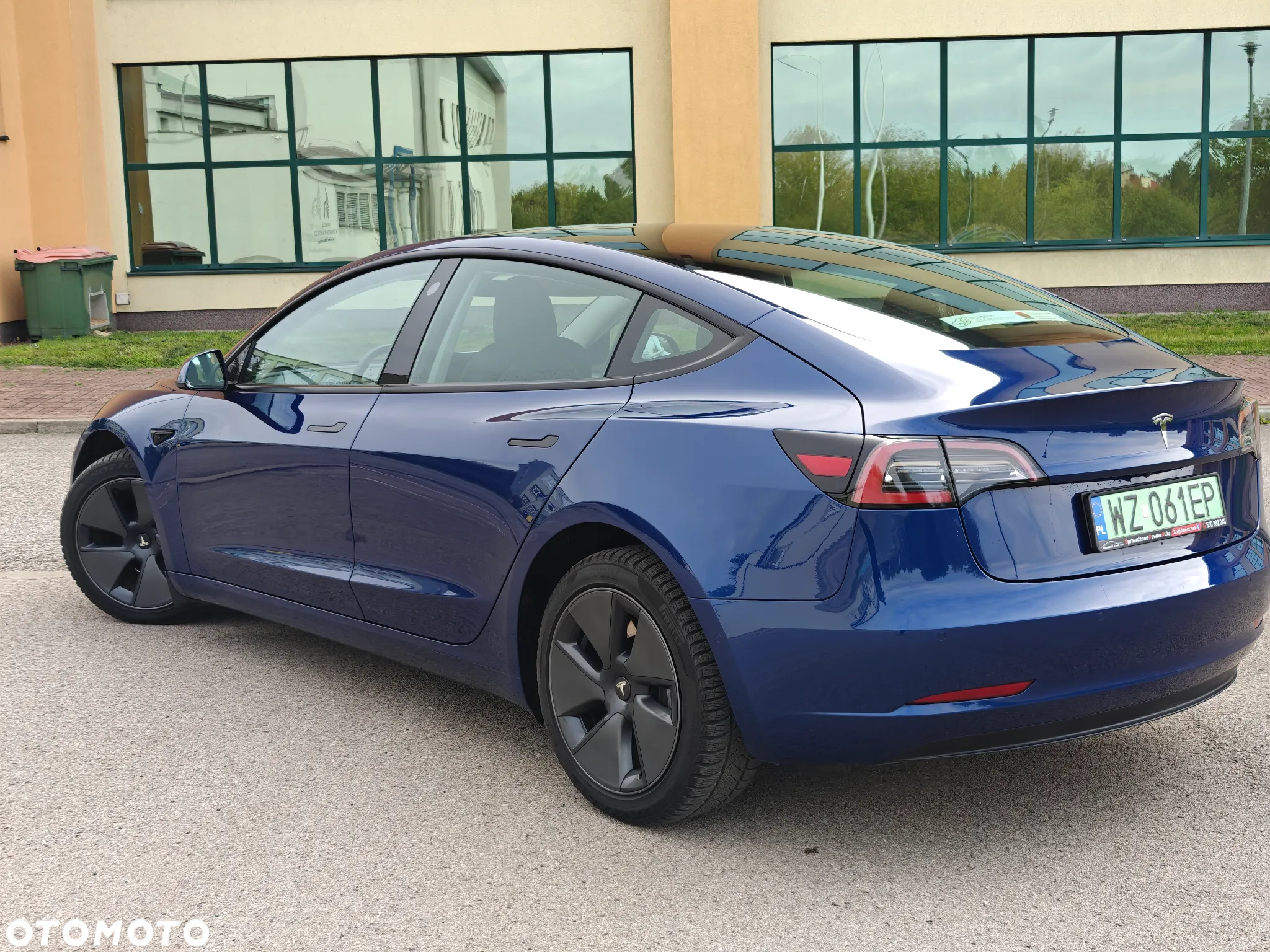 Tesla Model 3 Long Range RWD - 4
