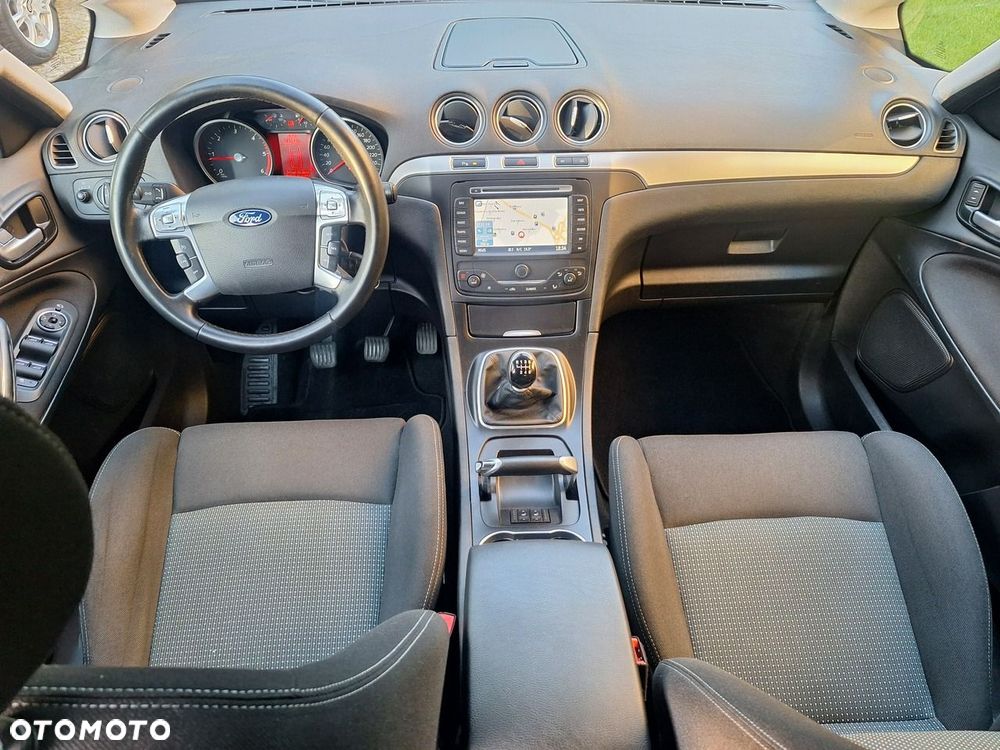 Ford S-Max 2.0 TDCi DPF Titanium - 5