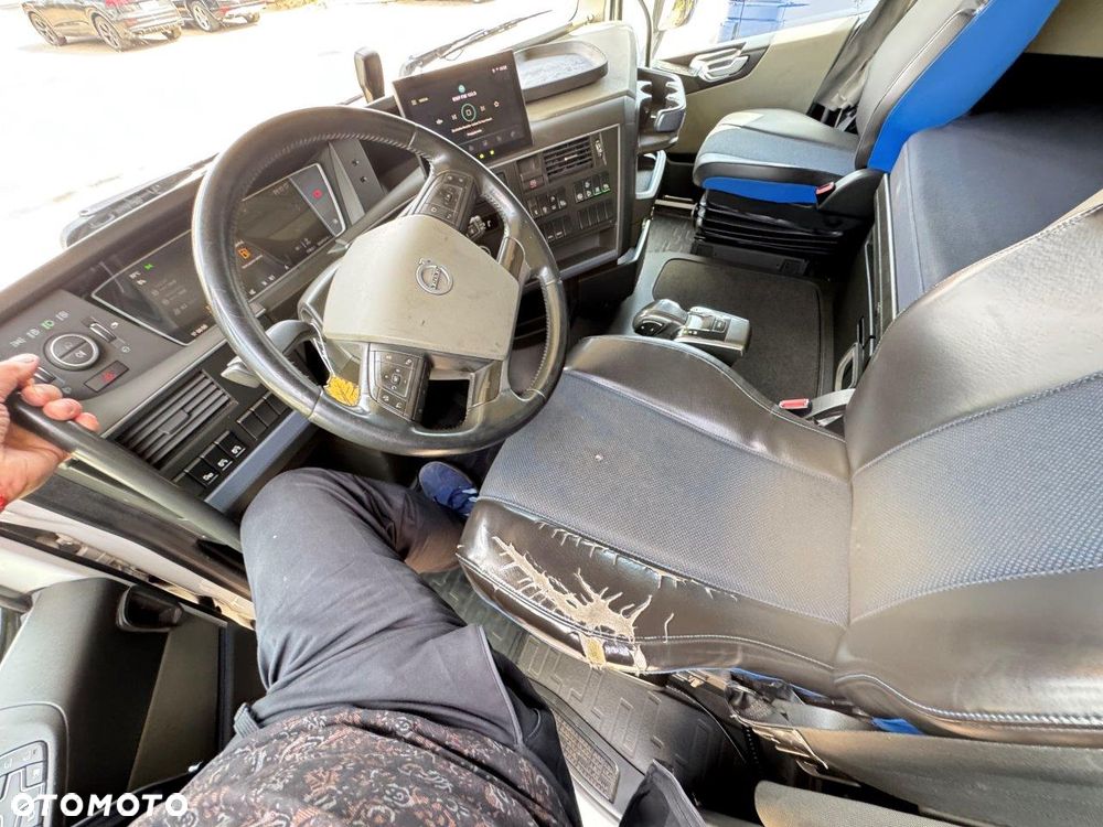 Volvo FH500 OŚ SKRĘTNA ROK 2022 SUPER STAN - 19