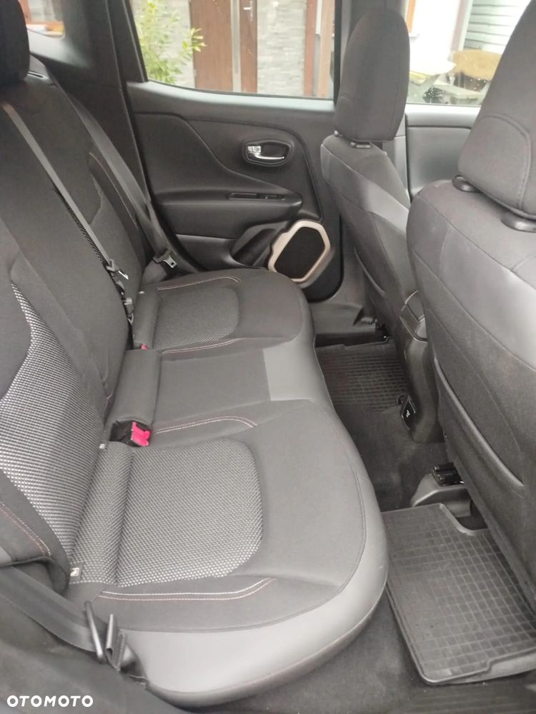 Jeep Renegade 1.6 E-torQ Longitude Adventure Edition - 12