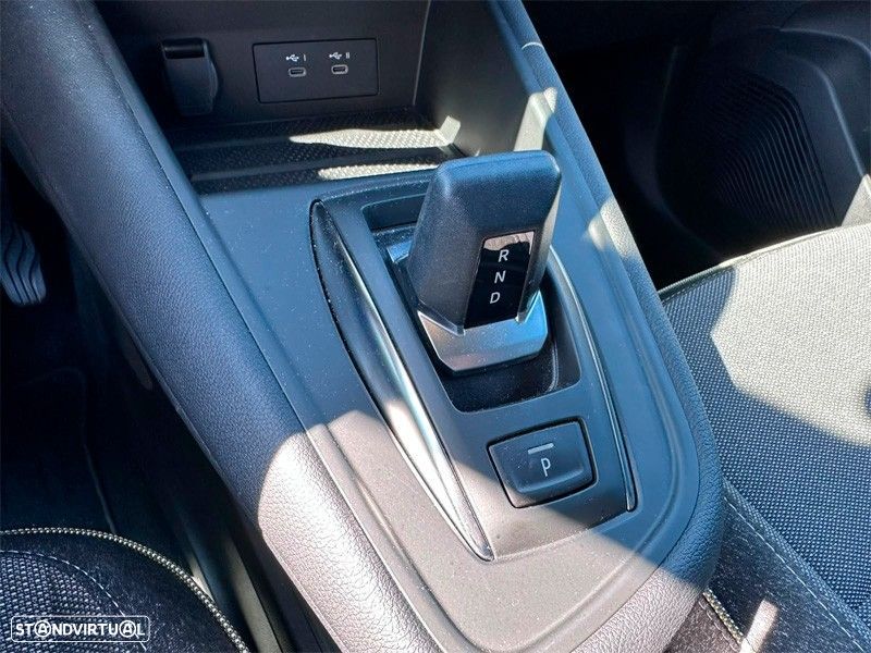 Mitsubishi Grandis 1.3 DI-T Intense 7DCT - 17