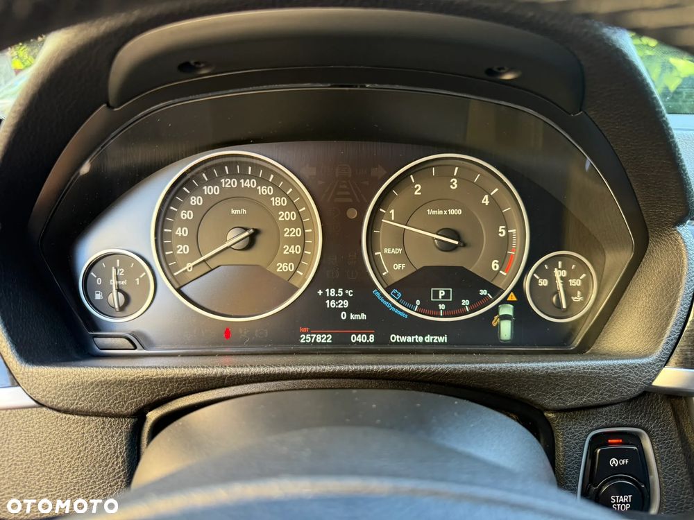 BMW Seria 3 320d Efficient Dynamics Edition Luxury Line - 32