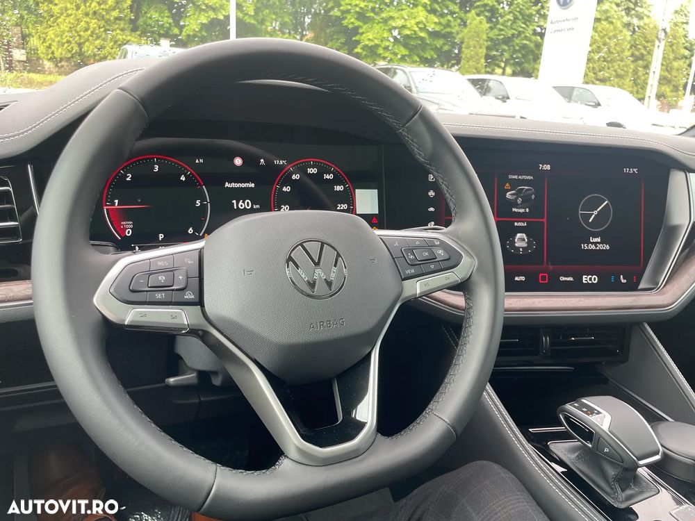 Volkswagen Touareg V6 TDI 4MOTION Elegance - 17