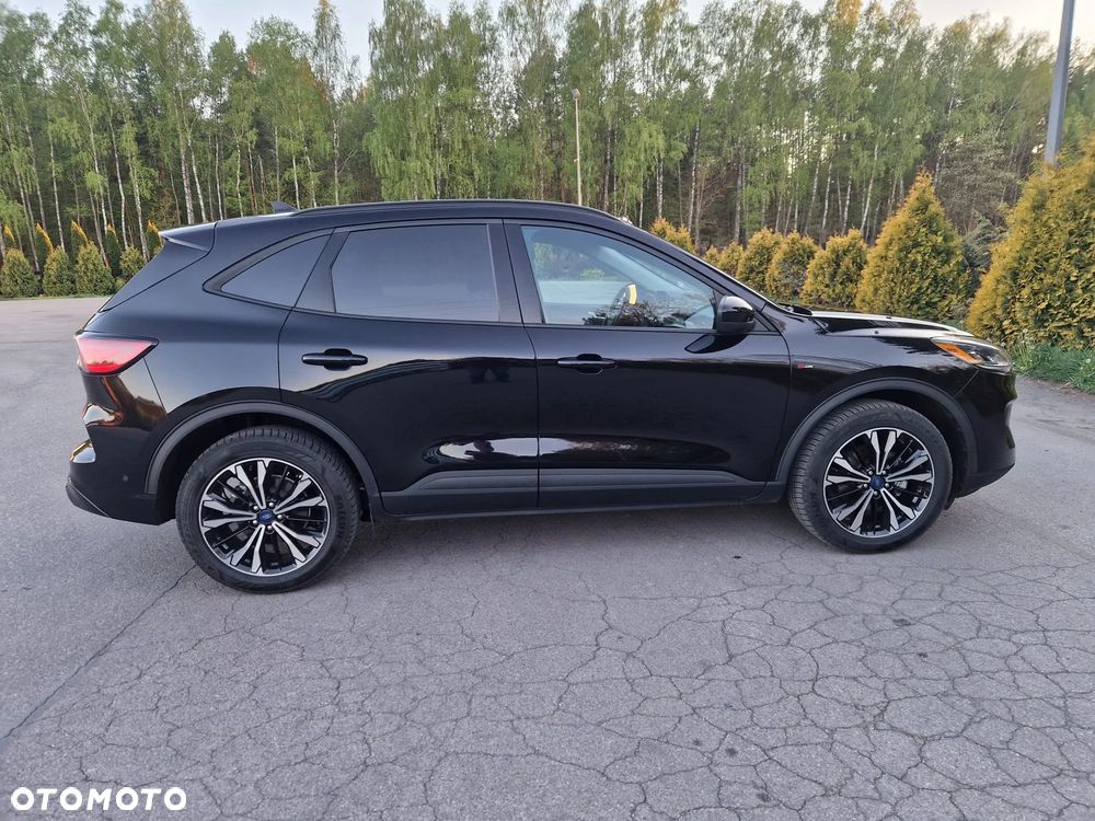 Ford Escape 2.0 EcoBoost AWD Titanium - 5