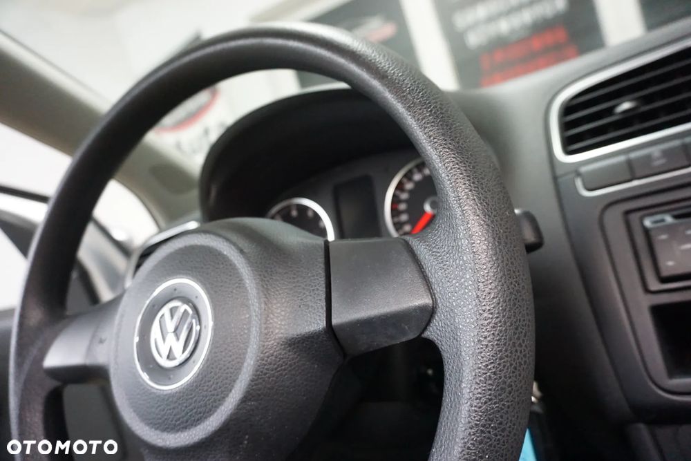 Volkswagen Polo 1.4 16V Comfortline - 31