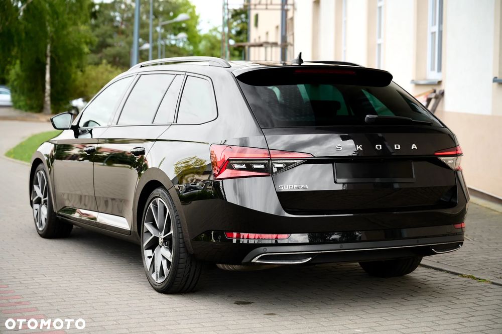 Skoda Superb 1.5 TSI DSG Sportline - 10