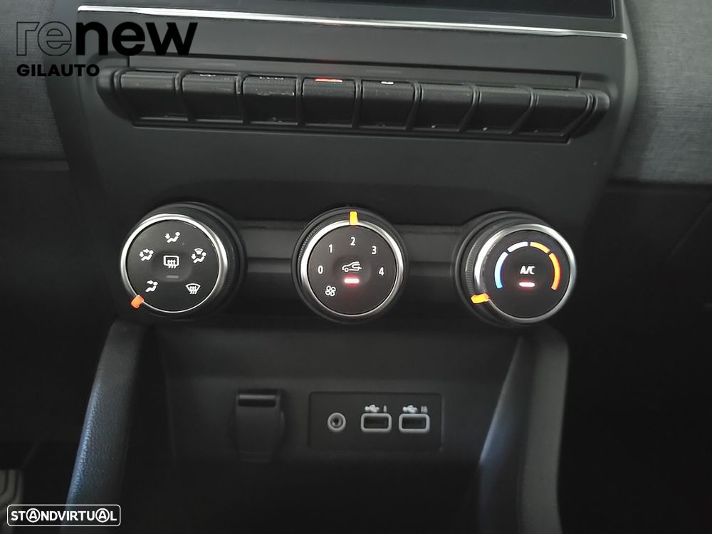 Renault Clio 1.0 TCe Evolution Bi-Fuel - 20