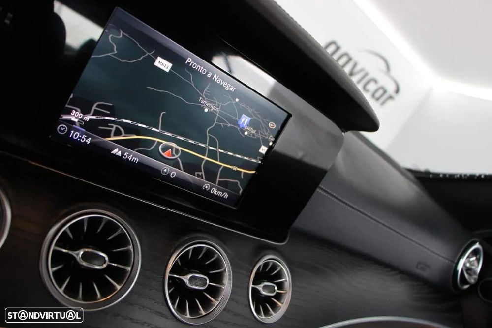 Mercedes-Benz E 220 d Coupe 9G-TRONIC AMG Line - 18