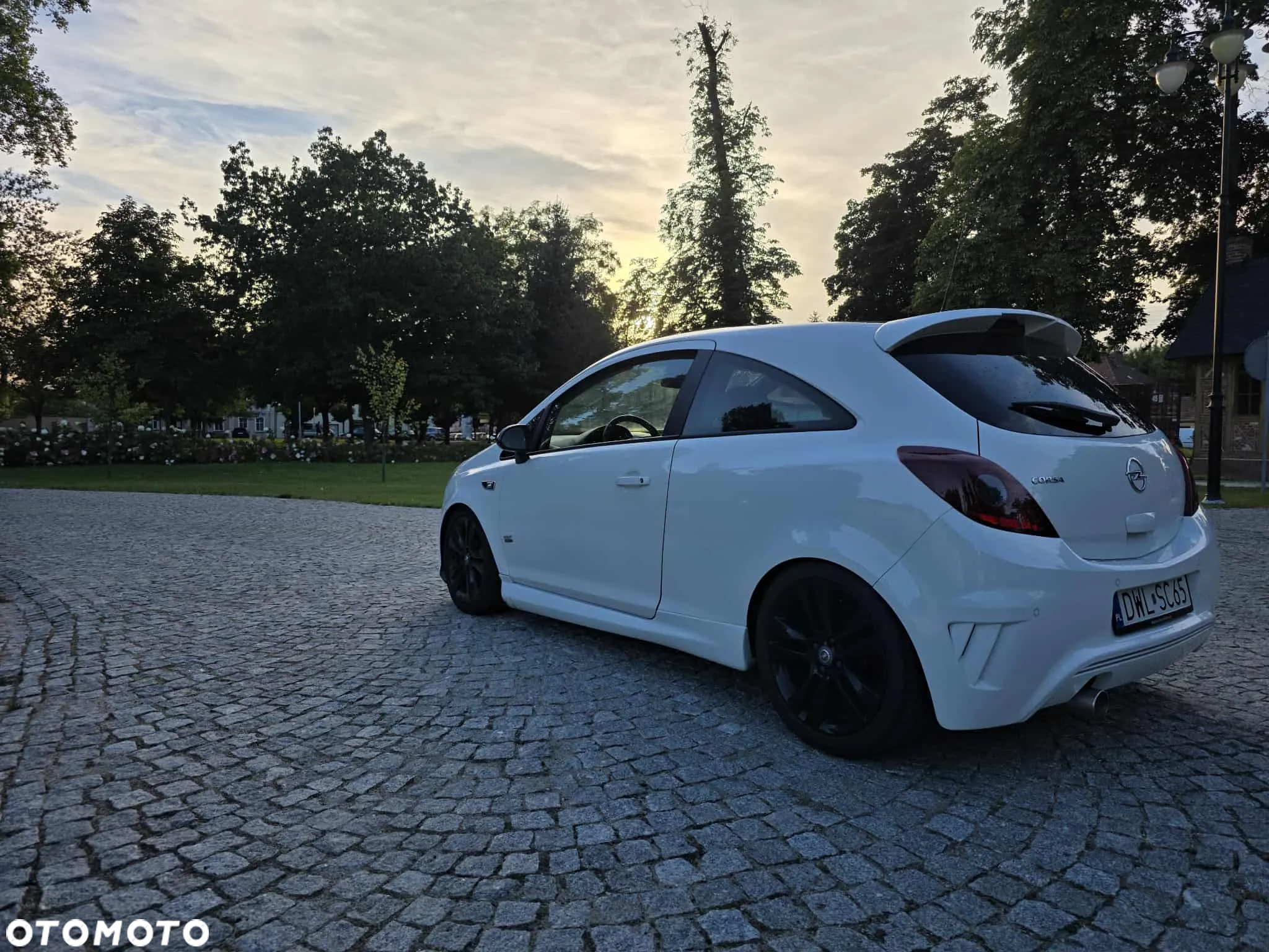 Opel Corsa - 4