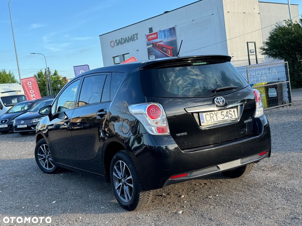 Toyota Verso 2.0 D-4D Prestige - 2