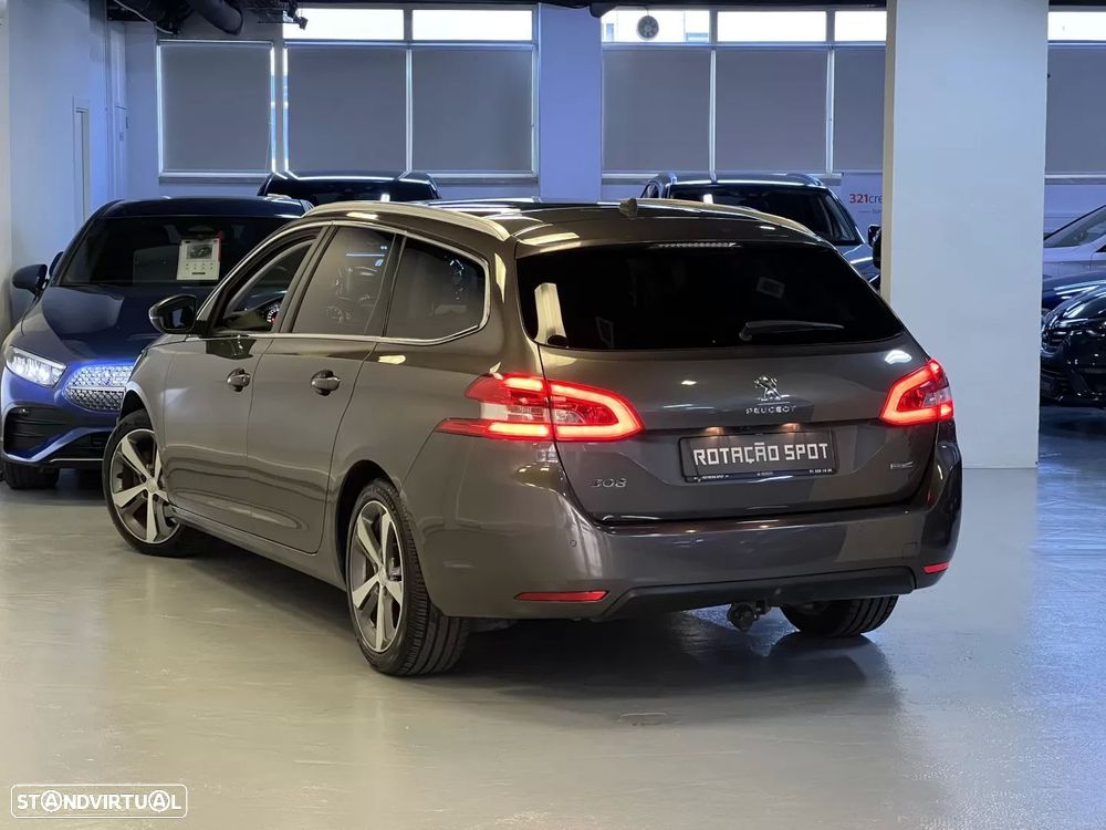 Peugeot 308 SW 1.2 PureTech Allure EAT8 foto 3