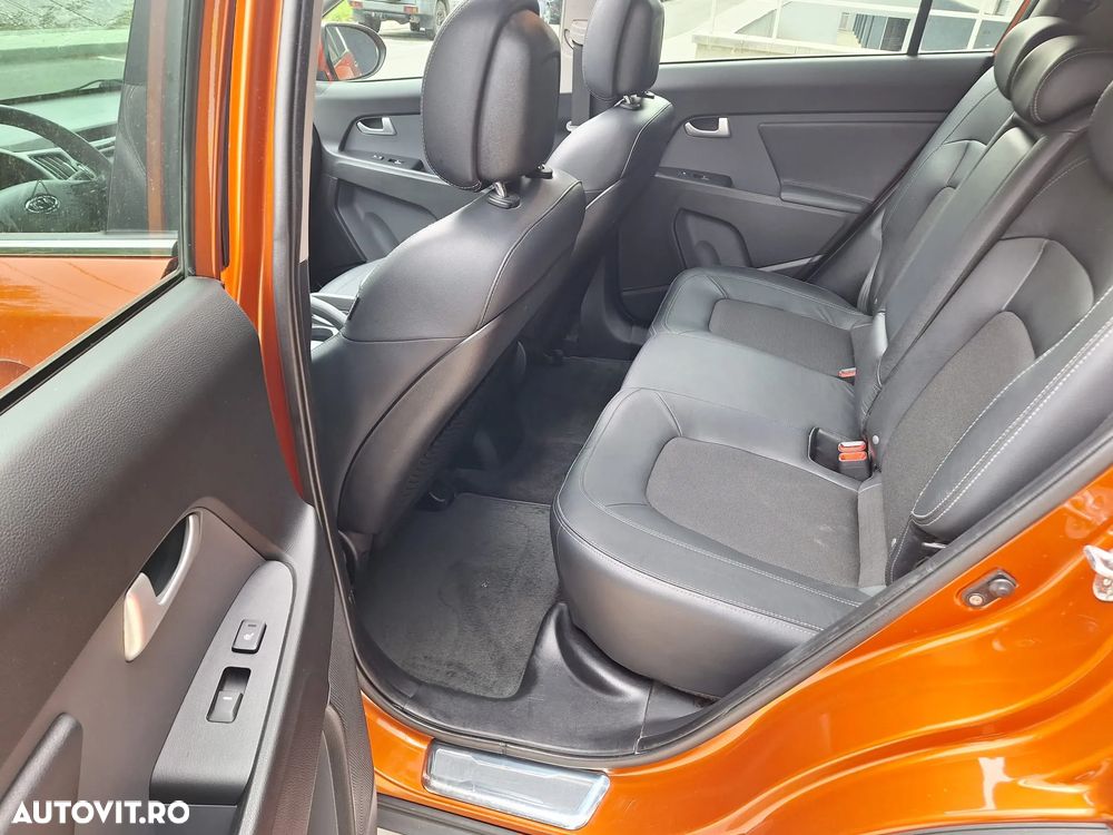 Kia Sportage 1.7 CRDI 2WD Spirit - 17