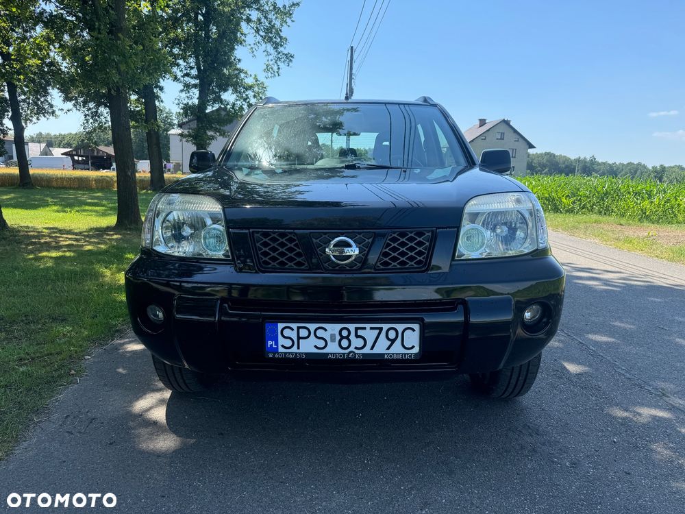Nissan X-Trail 2.2 dCi 4x4 Sport - 2