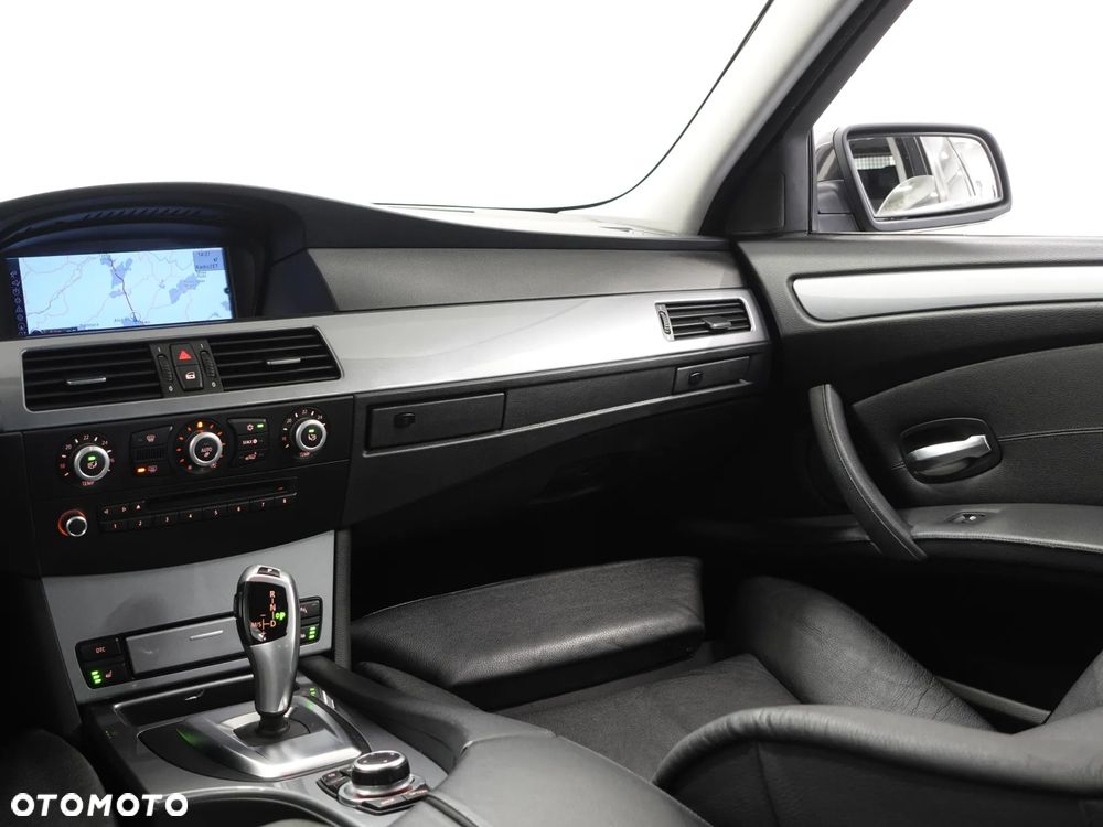 BMW Seria 5 530d - 35