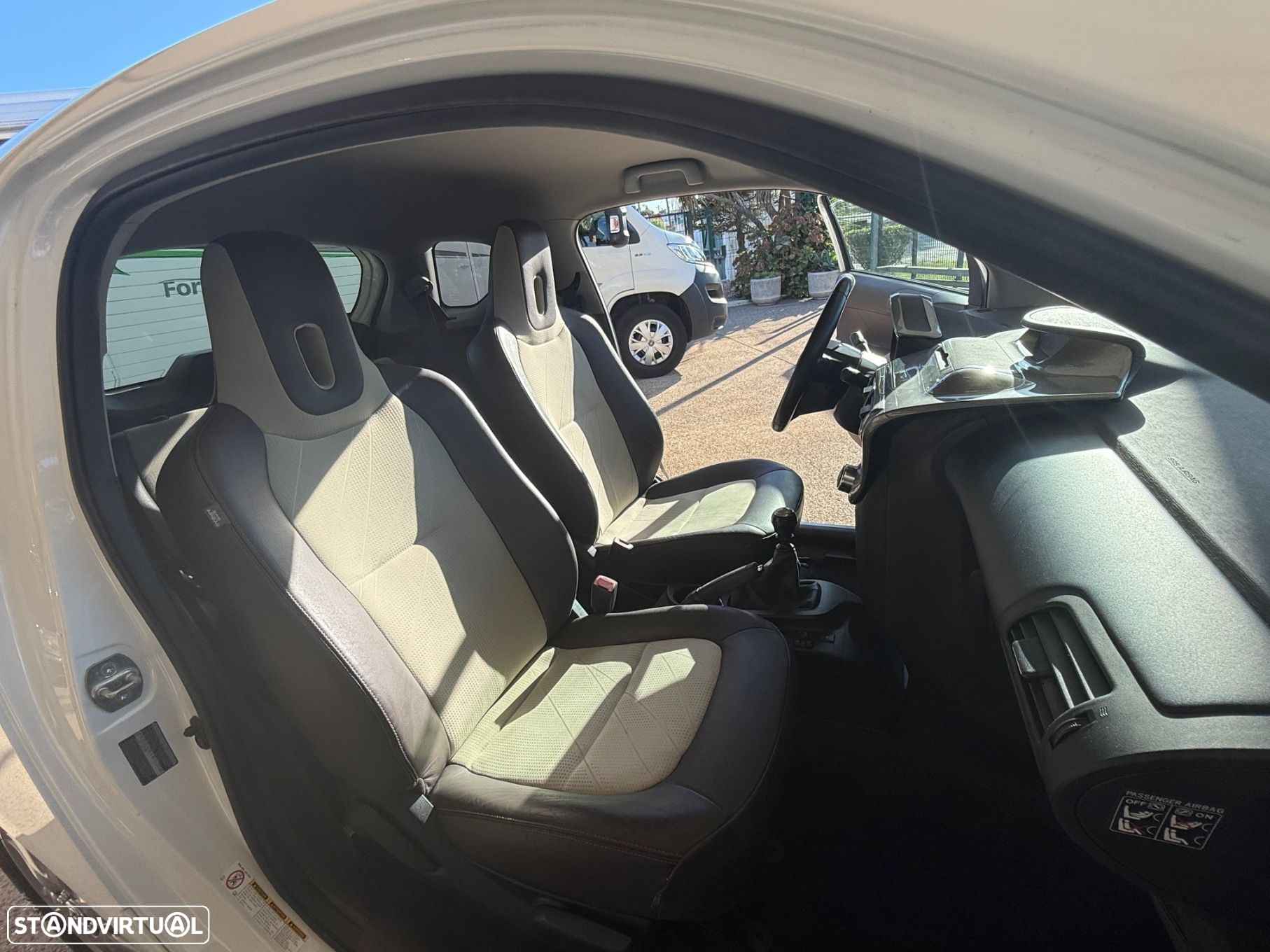 Toyota iQ 1.0 VVT-i 2 EP - 6