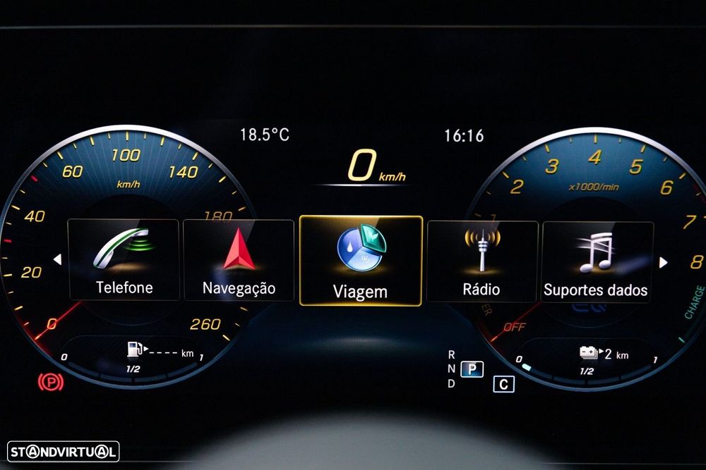 Mercedes-Benz E 300 e AMG Line - 28