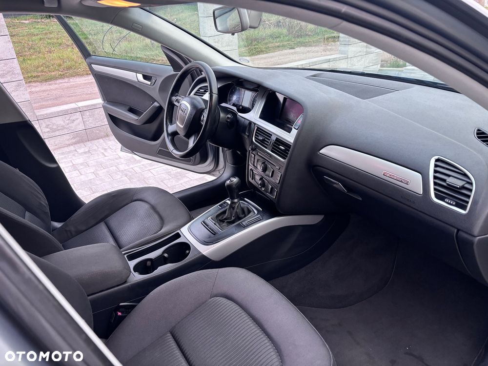 Audi A4 Avant - 11
