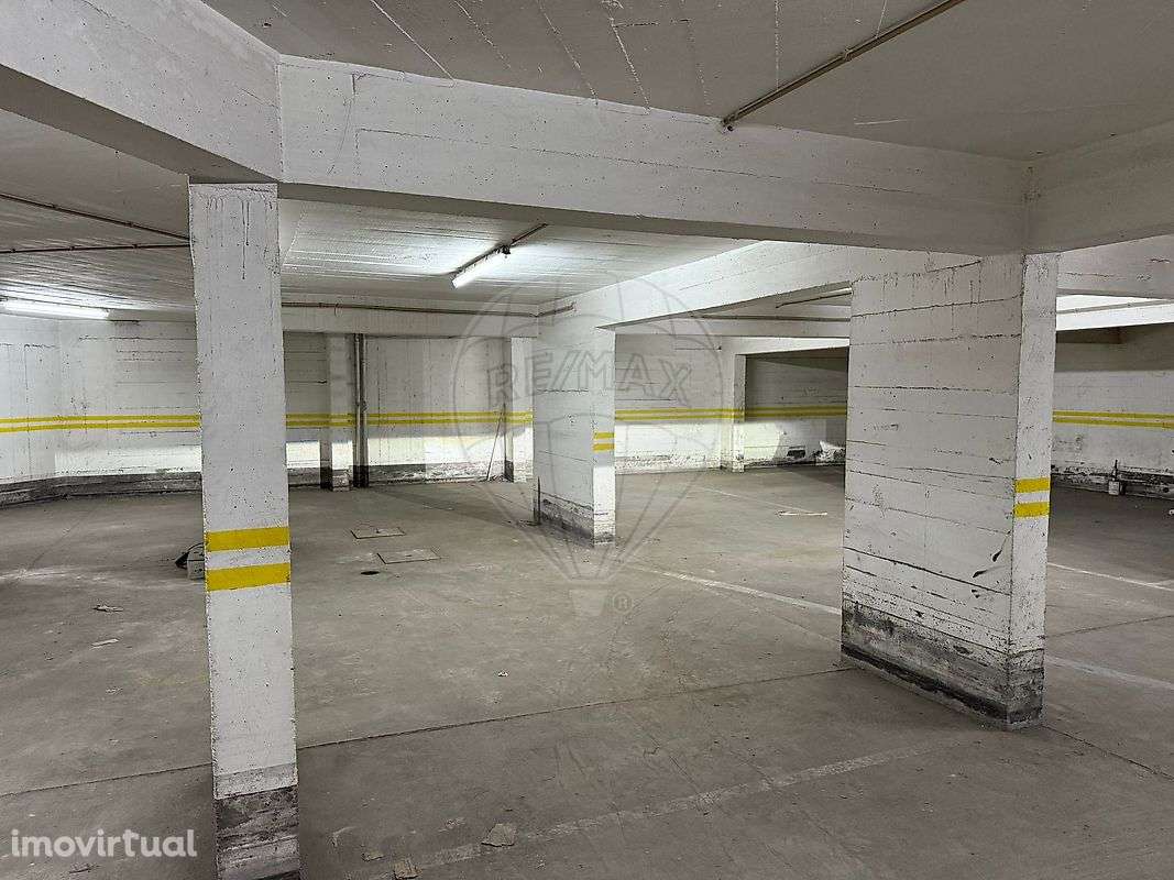 Garagem  para venda - Grande imagem: 2/10