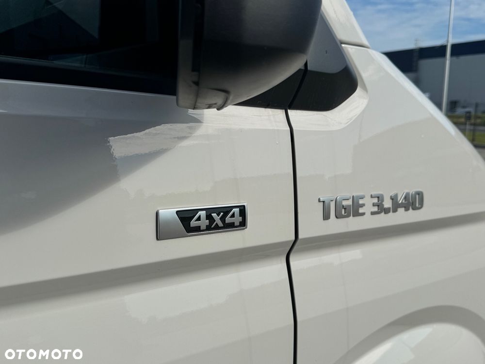 MAN 4X4 / TGE 3.140 DOKA 7-osobowa - 16