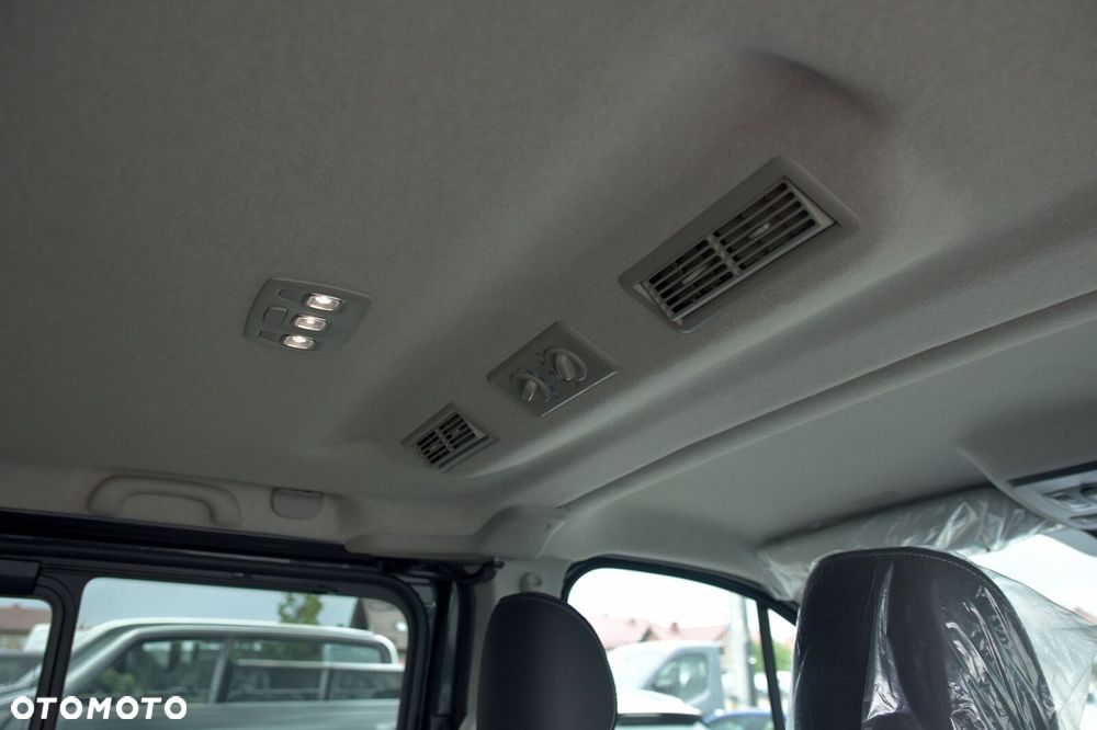 Renault Trafic - 19