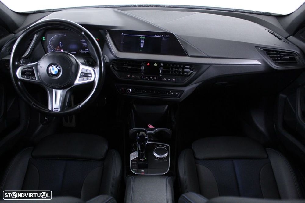 BMW 116 d Pack Desportivo M Auto - 17