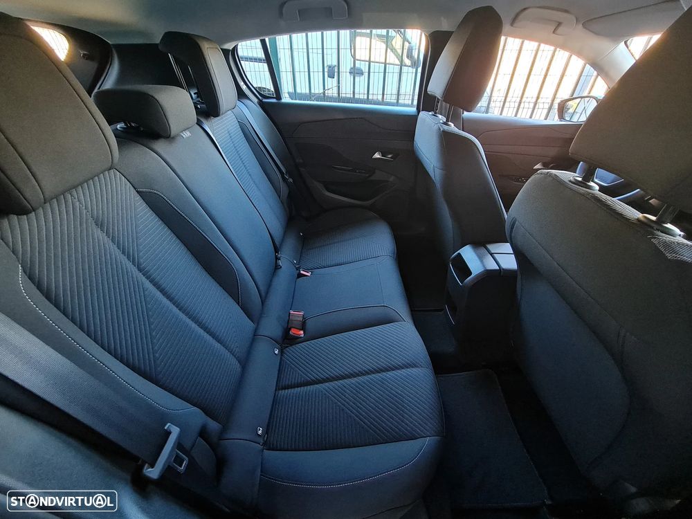 Peugeot 308 1.2 PureTech Style - 12